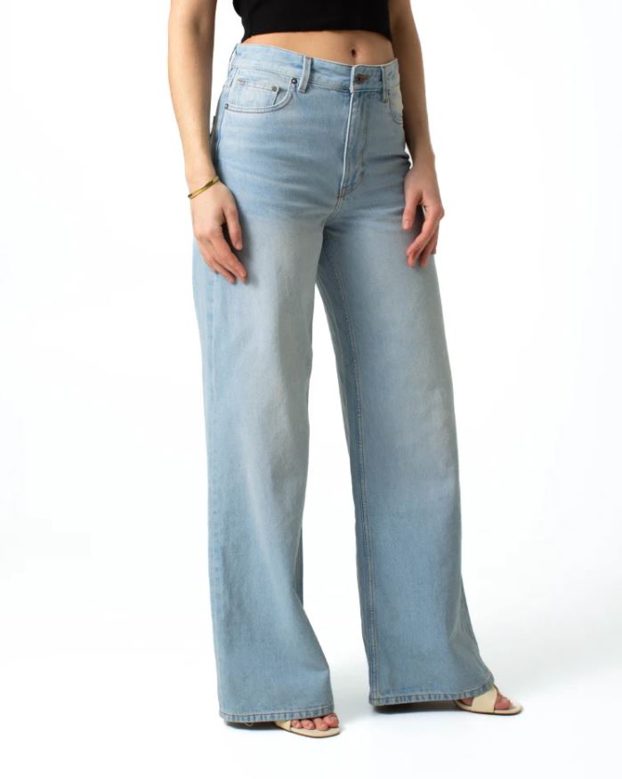 Kuyichi | Harper Loose Flare Light Blue