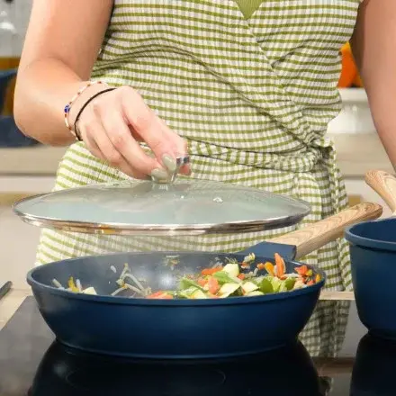 poele-28-cm (11).webp