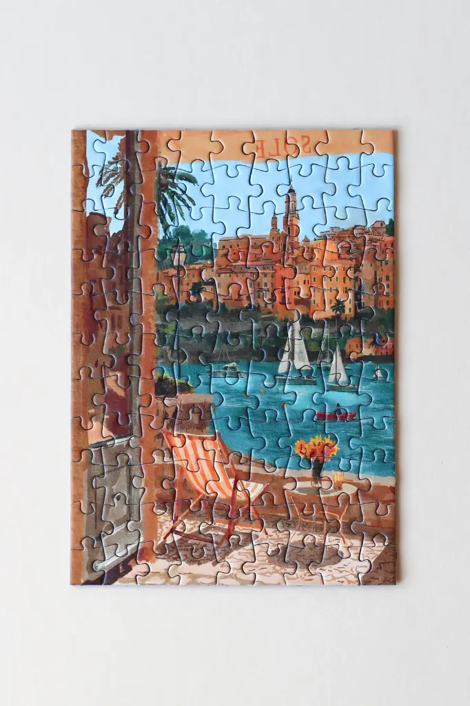PiecelyMentonFrance_Minipuzzle_99Teile-EkaterinaZagorska_1.webp