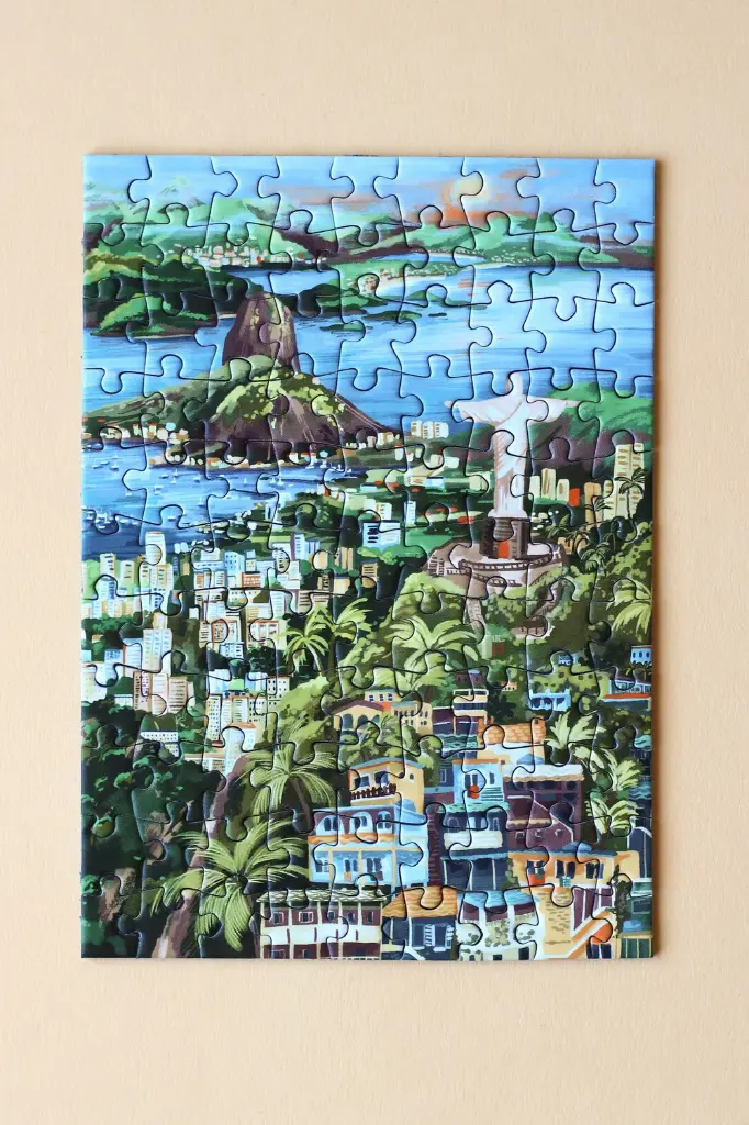 PiecelyRiodeJaneiro_Minipuzzle_99Teile-ClaireMorris_1.webp