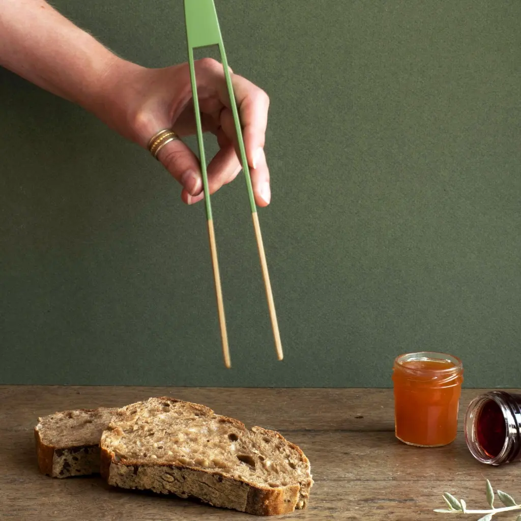 53982_-_Magnetische_Toast-Zange_aus_Bambus_COSY-3_1920x1920.webp