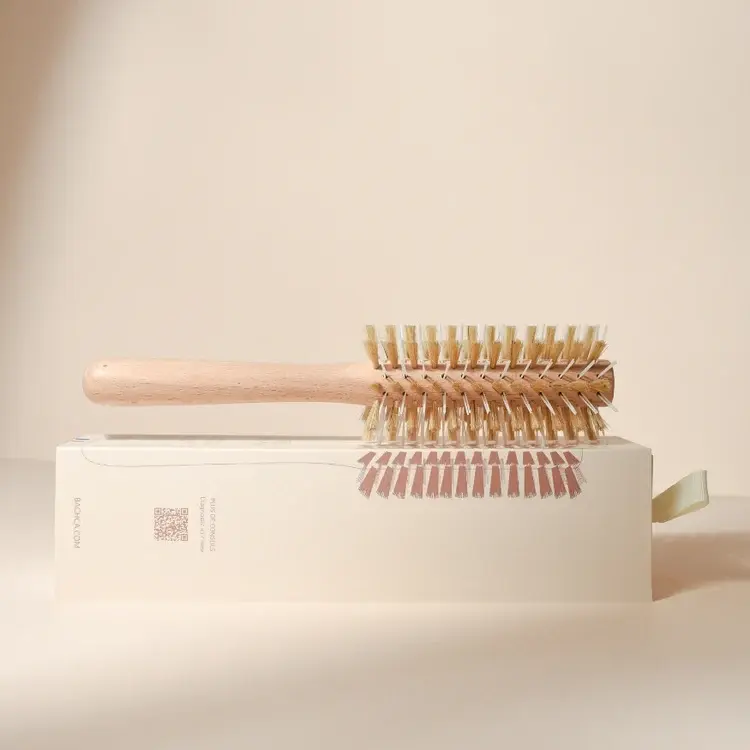bachca-brosse-ronde-brushing-made-in-france-7.webp