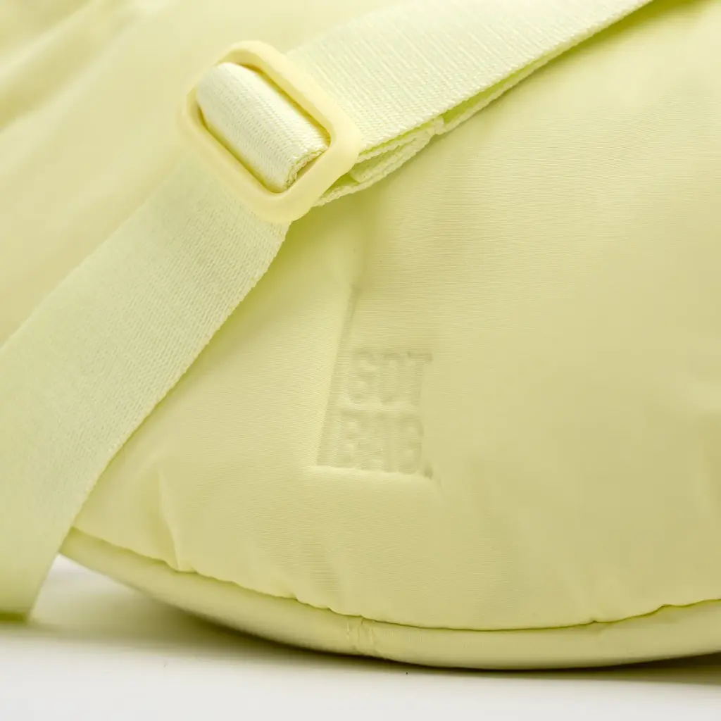 250225_CLOUD_MOON_BAG_SMALL_sea-lemon_moods_05.webp