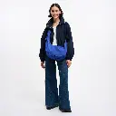 260409_MOON_BAG_RUFFLE_cobalt_Online-Print_bis290409_02432.webp