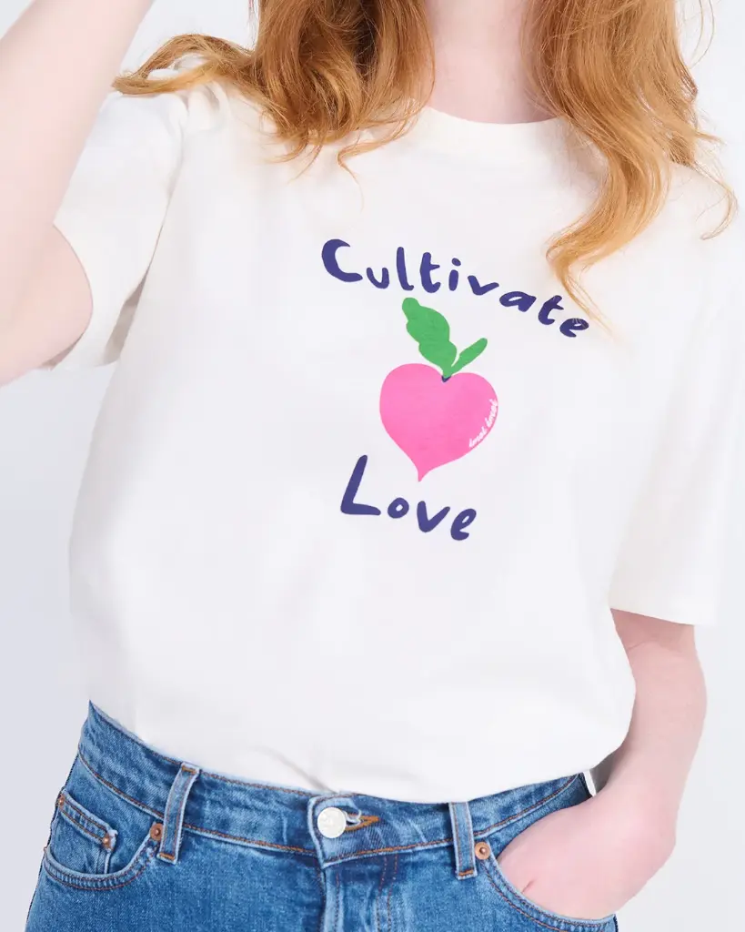 26W_T_shirt_Cultivate_love_blanc_emoi_emoi_LOOK_09_J1_33093_web.webp