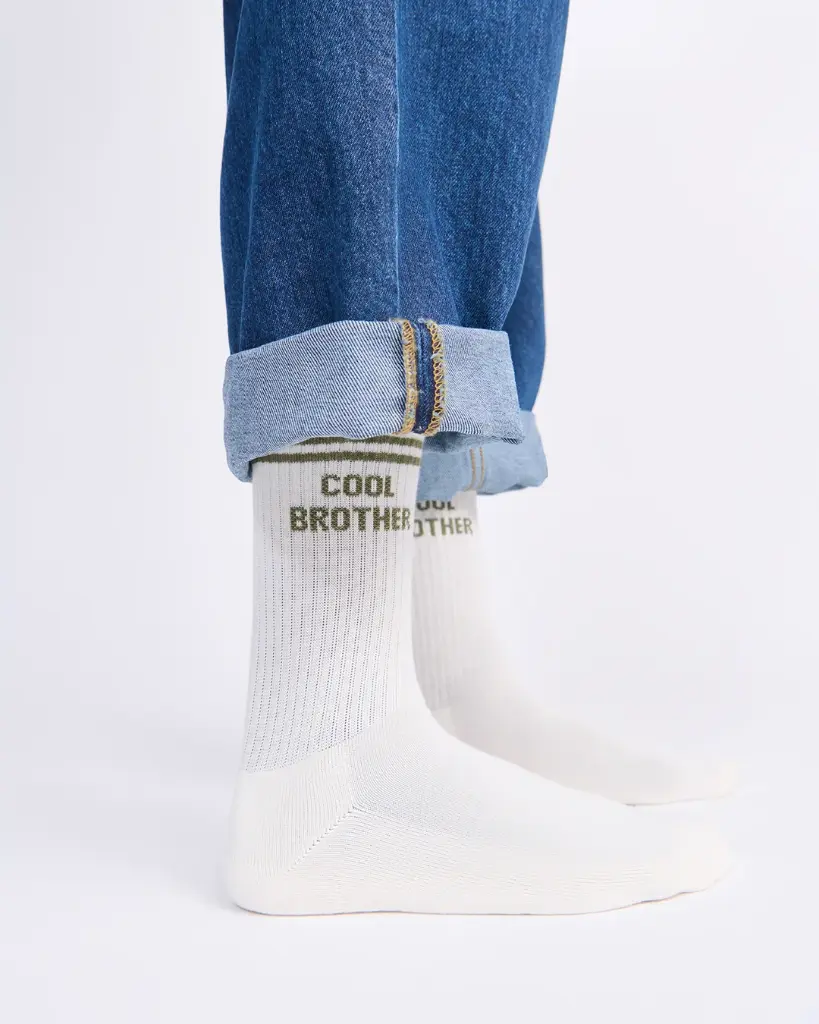 26W_Chaussettes_Cool_Brother_creme_emoi_emoi_LOOK_29_DAY2_38565_web.webp