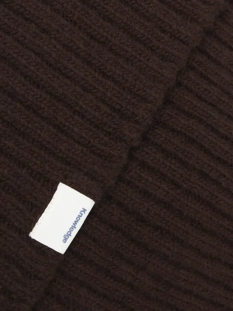 Lambswool_rib_beanie-Hats-4210035-1487_Chocolate_Torte-1_900x.webp