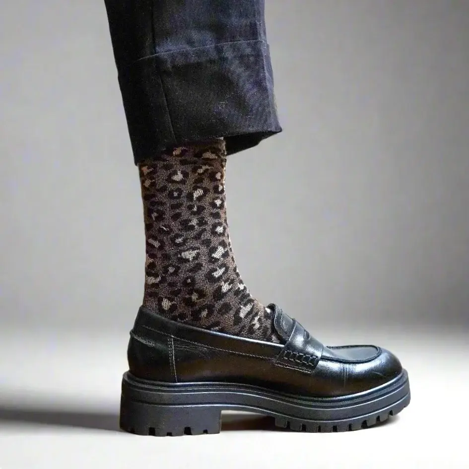 KlueLurexSocks_4_ee573602-db2d-4f0a-9205-c4096e62d2d6.webp