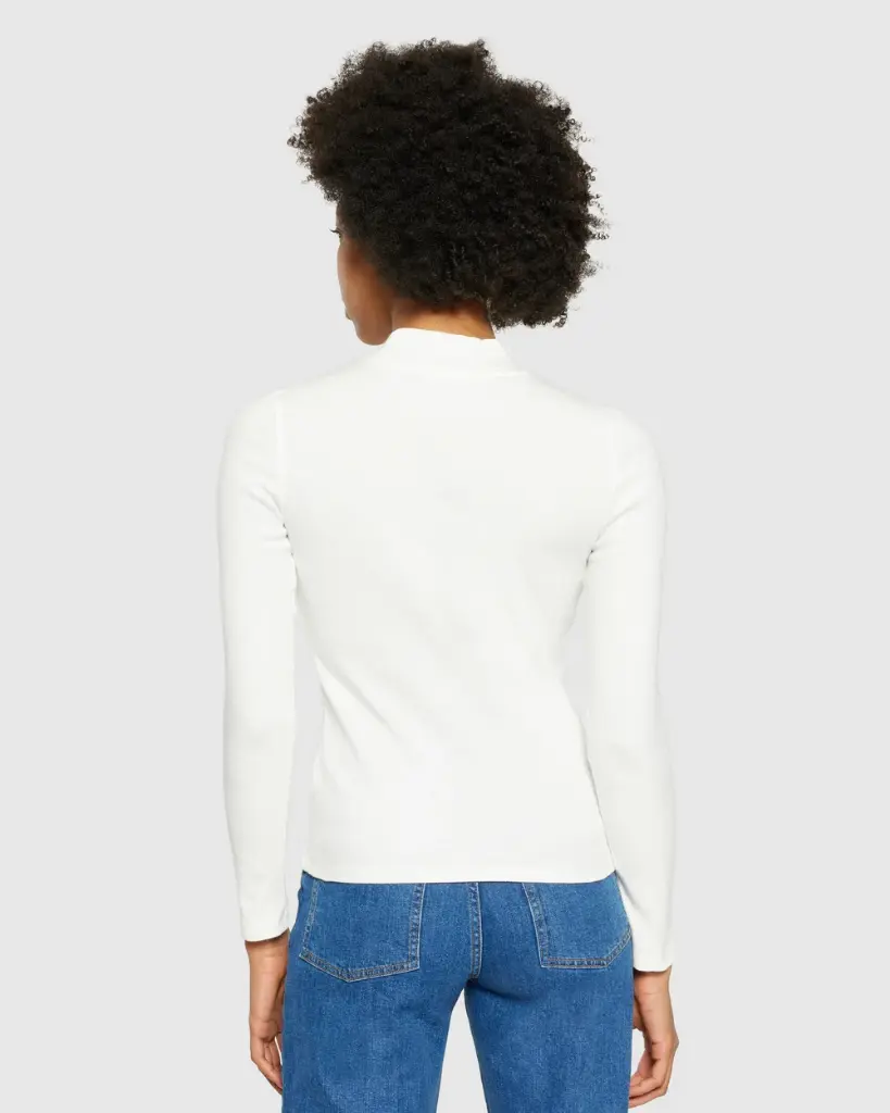 Rib_high_neck_LS-Long_Sleeves-100076-1007_Star_White-2.webp