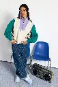 PERPETE-sweat-retro-col-camioneur-emma-leo-vert-coton-bio-ecom-Laure-de-face-Prism_2048x.webp
