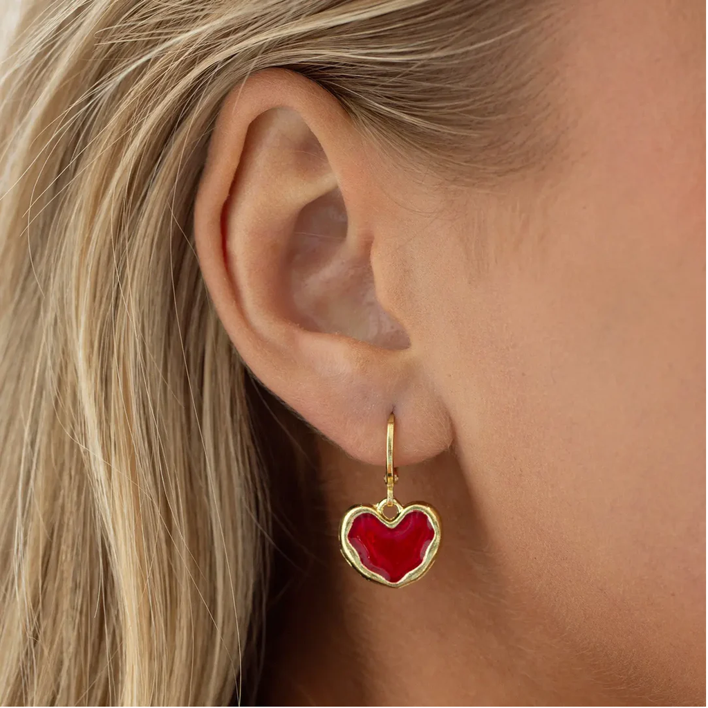 Timi | Boucles d'oreilles Scarlett - Red Heart Hoop Earring