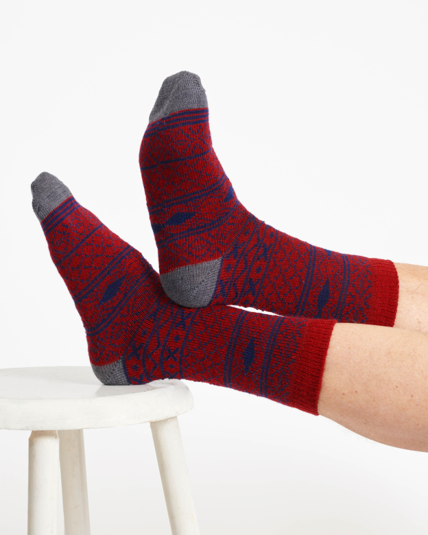 [BTR-W24M-TA415-Red] THOUGHT | chaussettes homme pattereded wool crew - red 