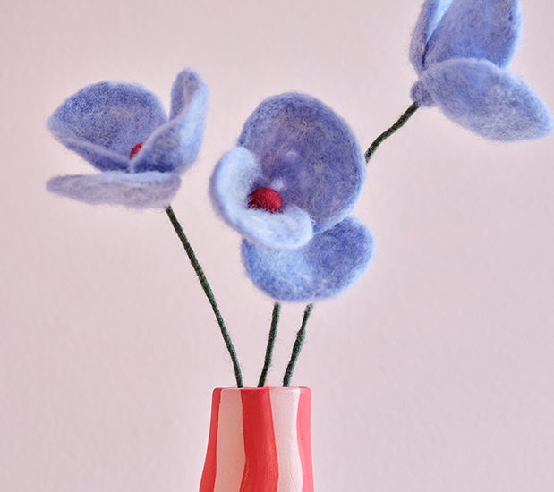 [AVE-2669] Aveva Design | Fleur en Laine éternelle - Coquelicot - Blue