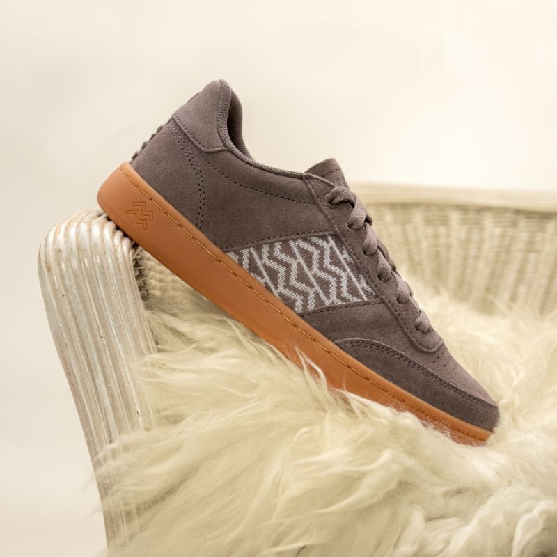 NGO | Baskets Saigon Suede '24 - Glazed Chestnut